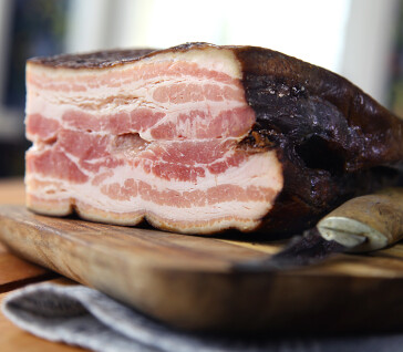 Rökt sidfläsk, bit image