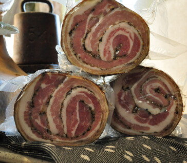 Rökt rullsylta, bit image